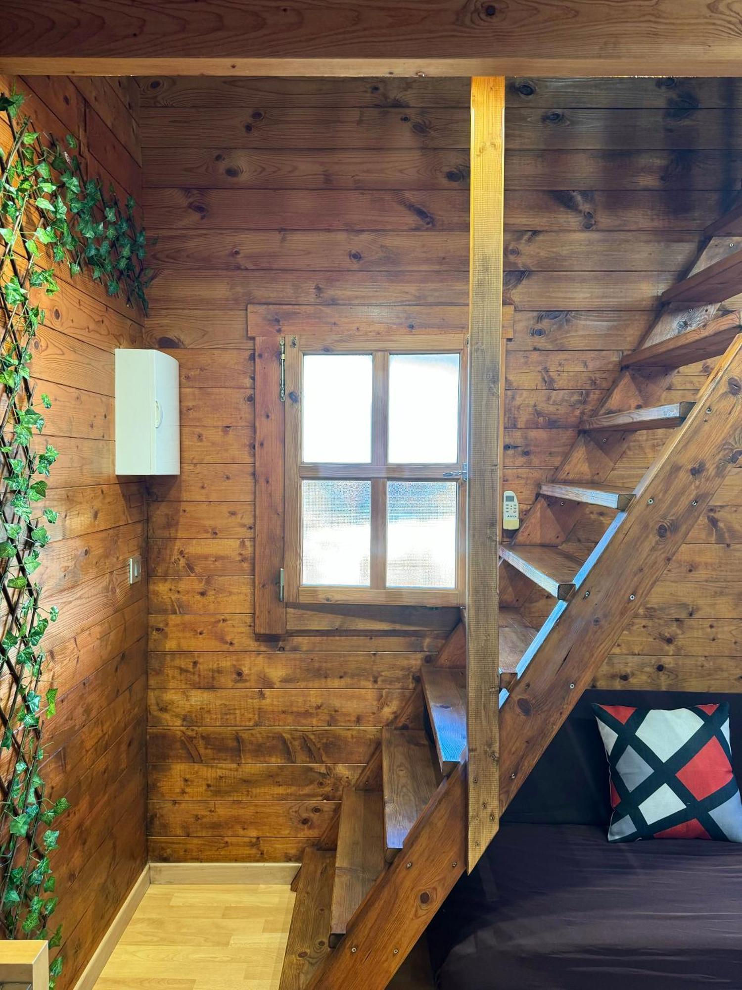 Cozy Cottage Paris Suburb! بوبْئيني المظهر الخارجي الصورة